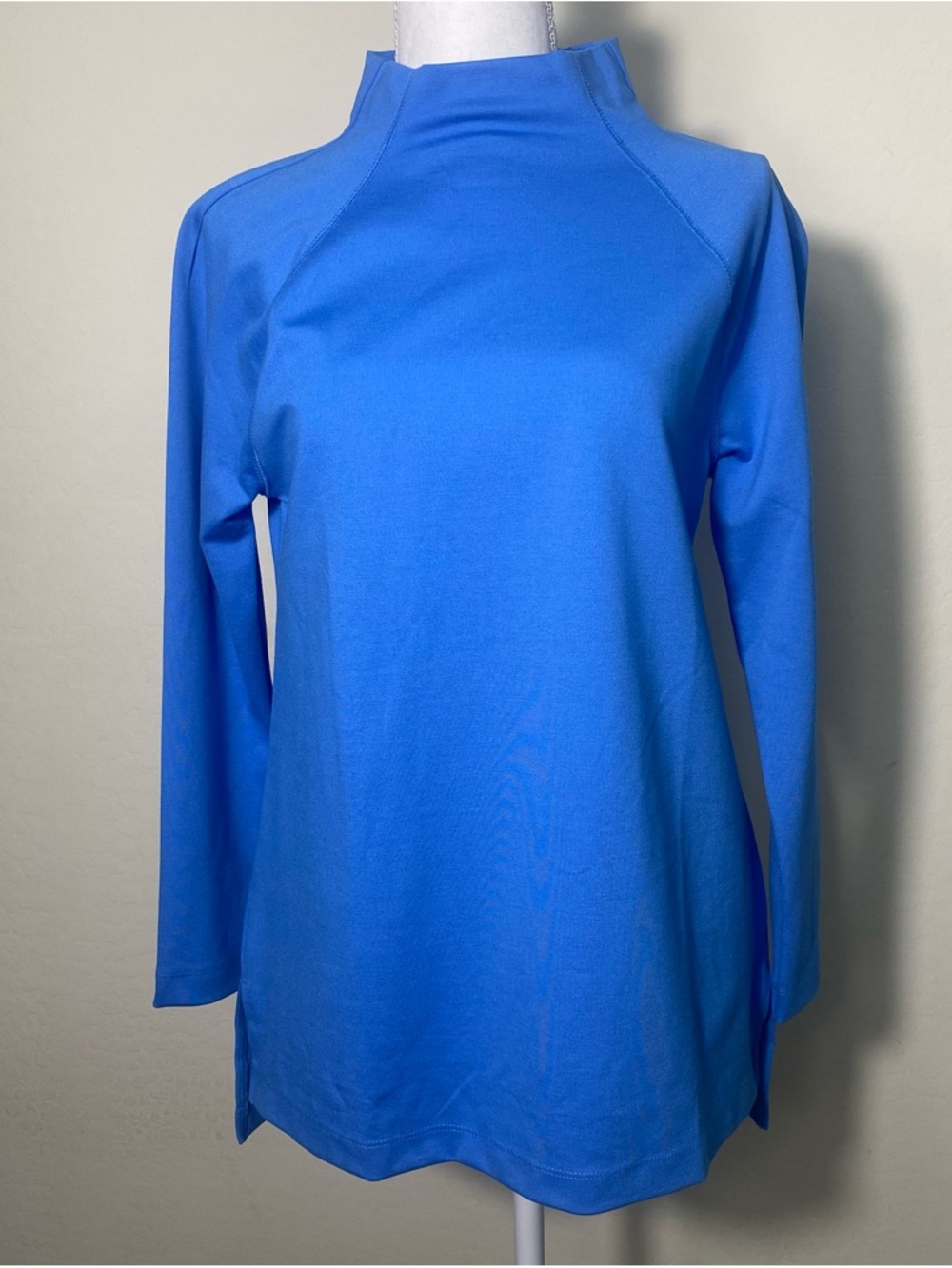Ann Taylor Petite Royal Blue Long Sleeve Top Size MP